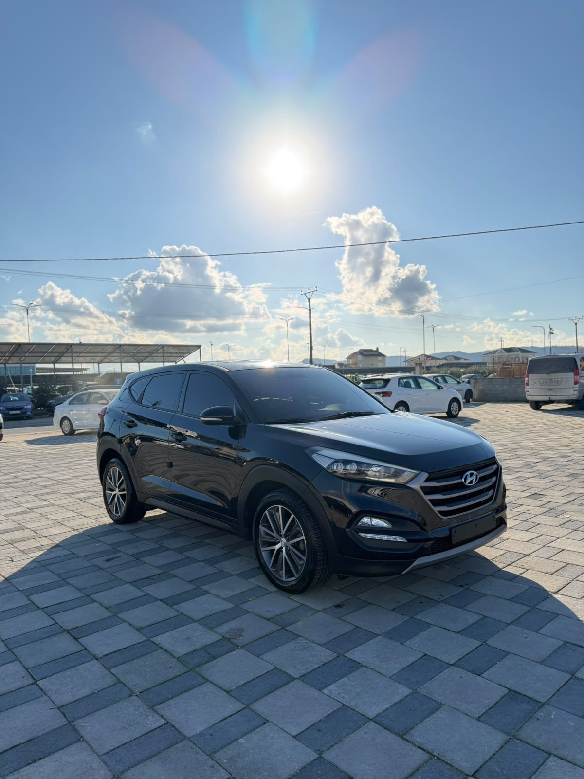 Hyundai Tucson 2018 — Black