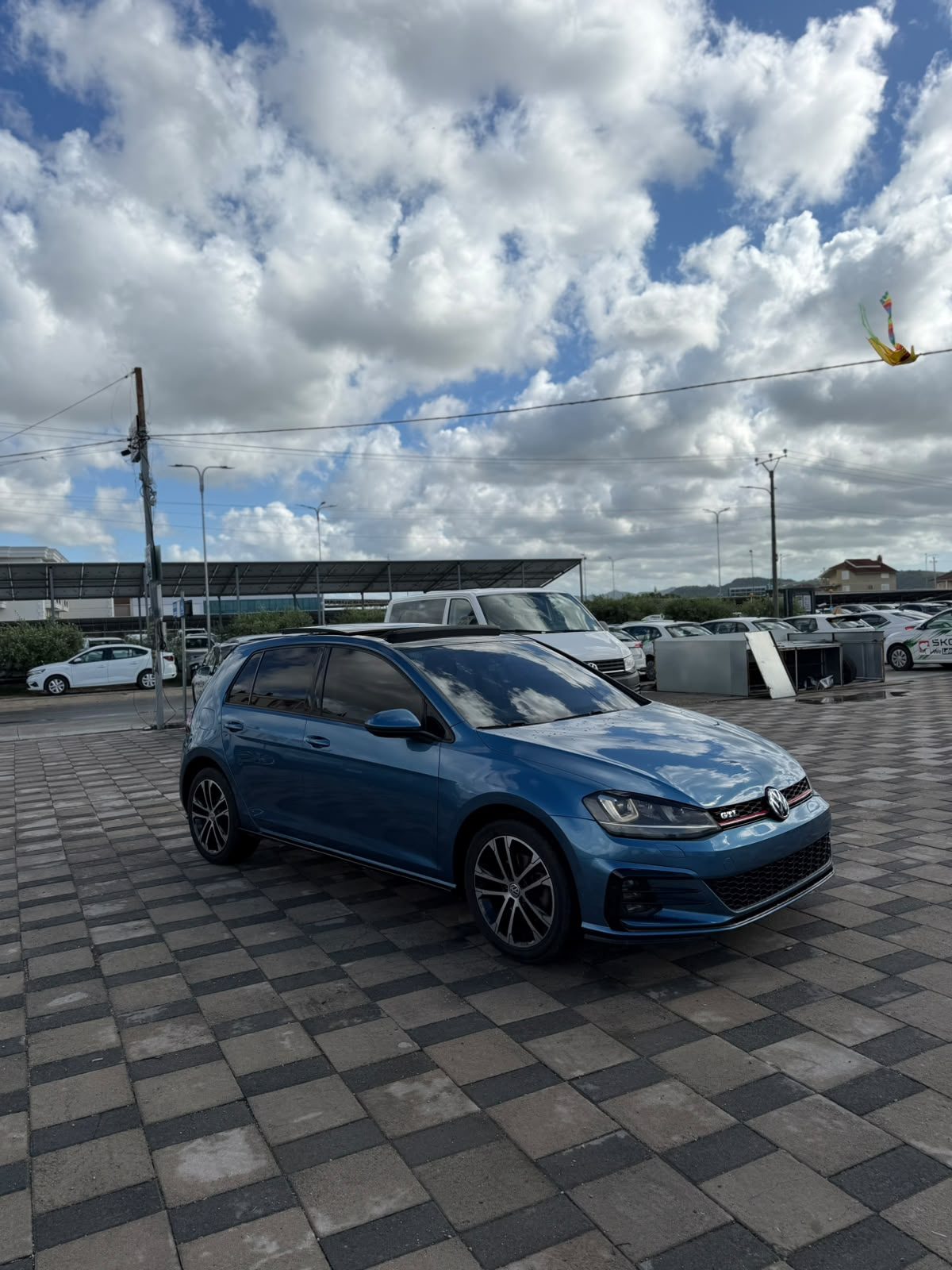 Volkswagen Golf 7 2018 — Blue